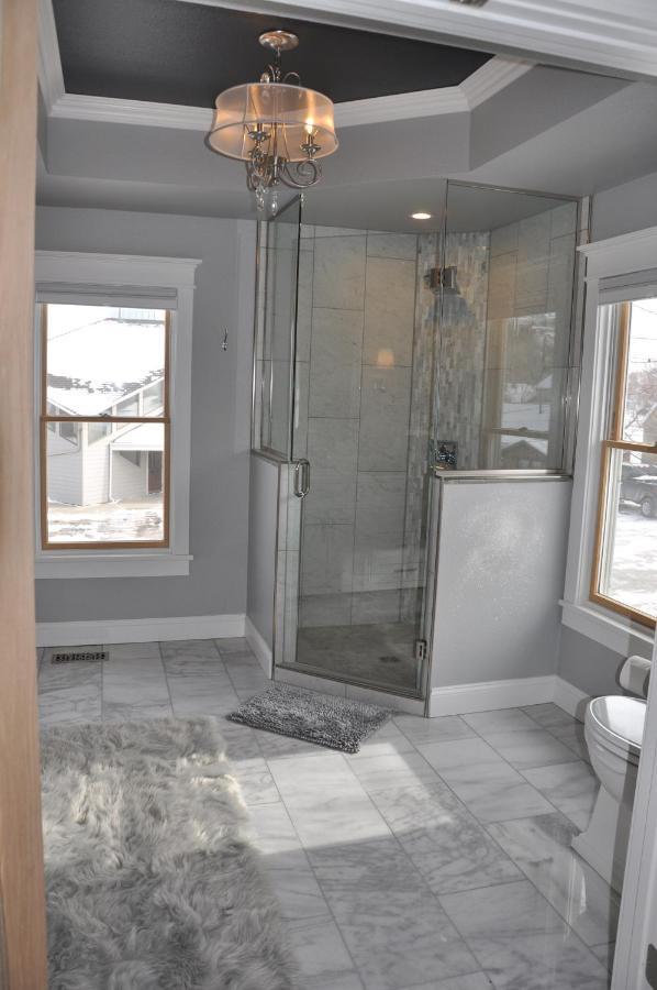 Luxury W/ Private Patio Mins Away From Dt Rc Holiday home *